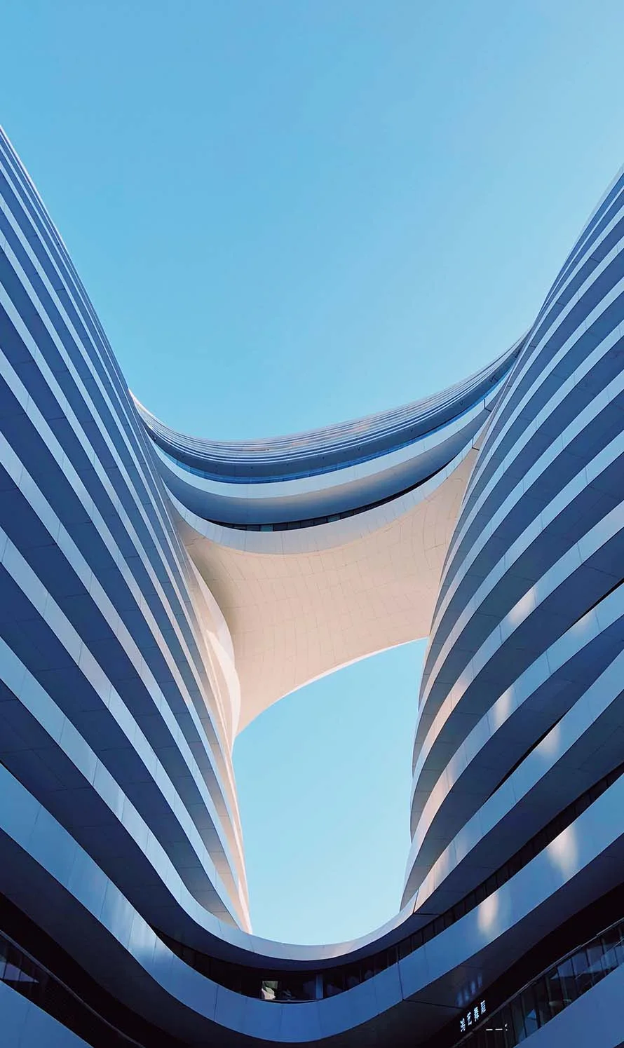 Sky Hotel - 星空体育